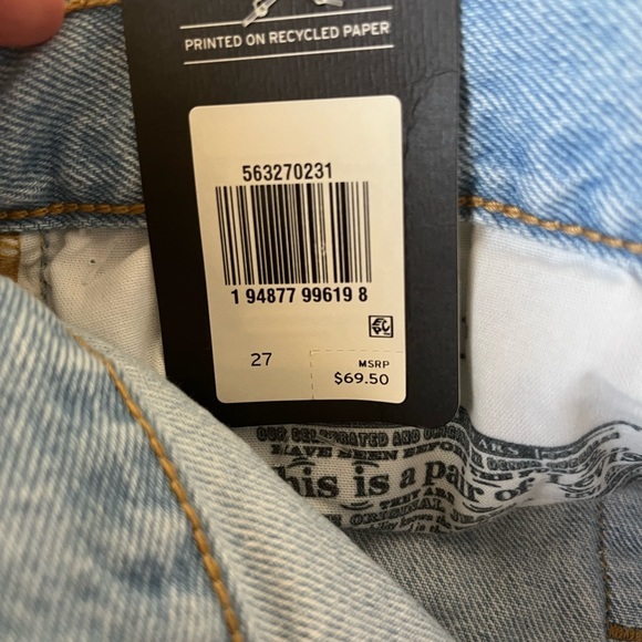 Levi’s premium 501 distressed jean shorts NWT - Picture 10 of 13